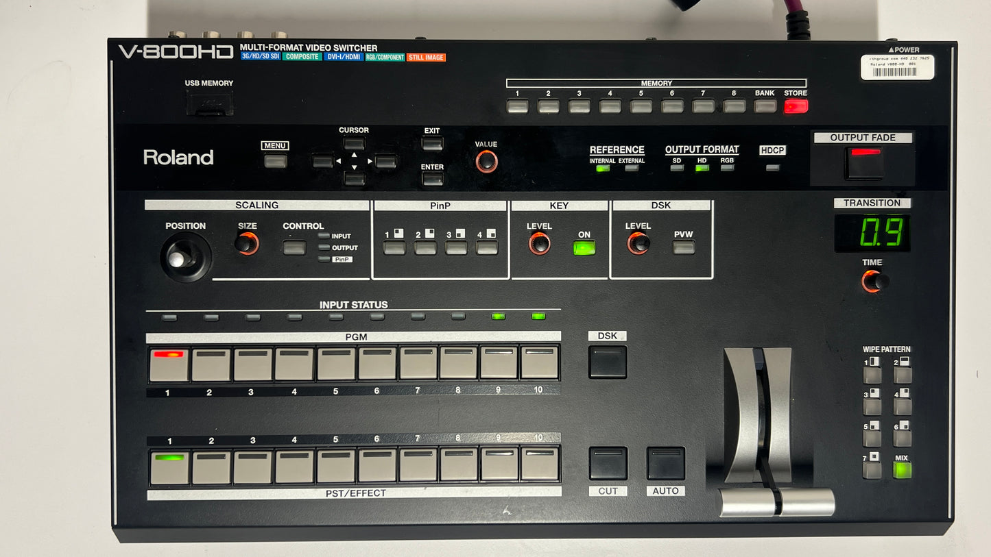 Used Roland V800