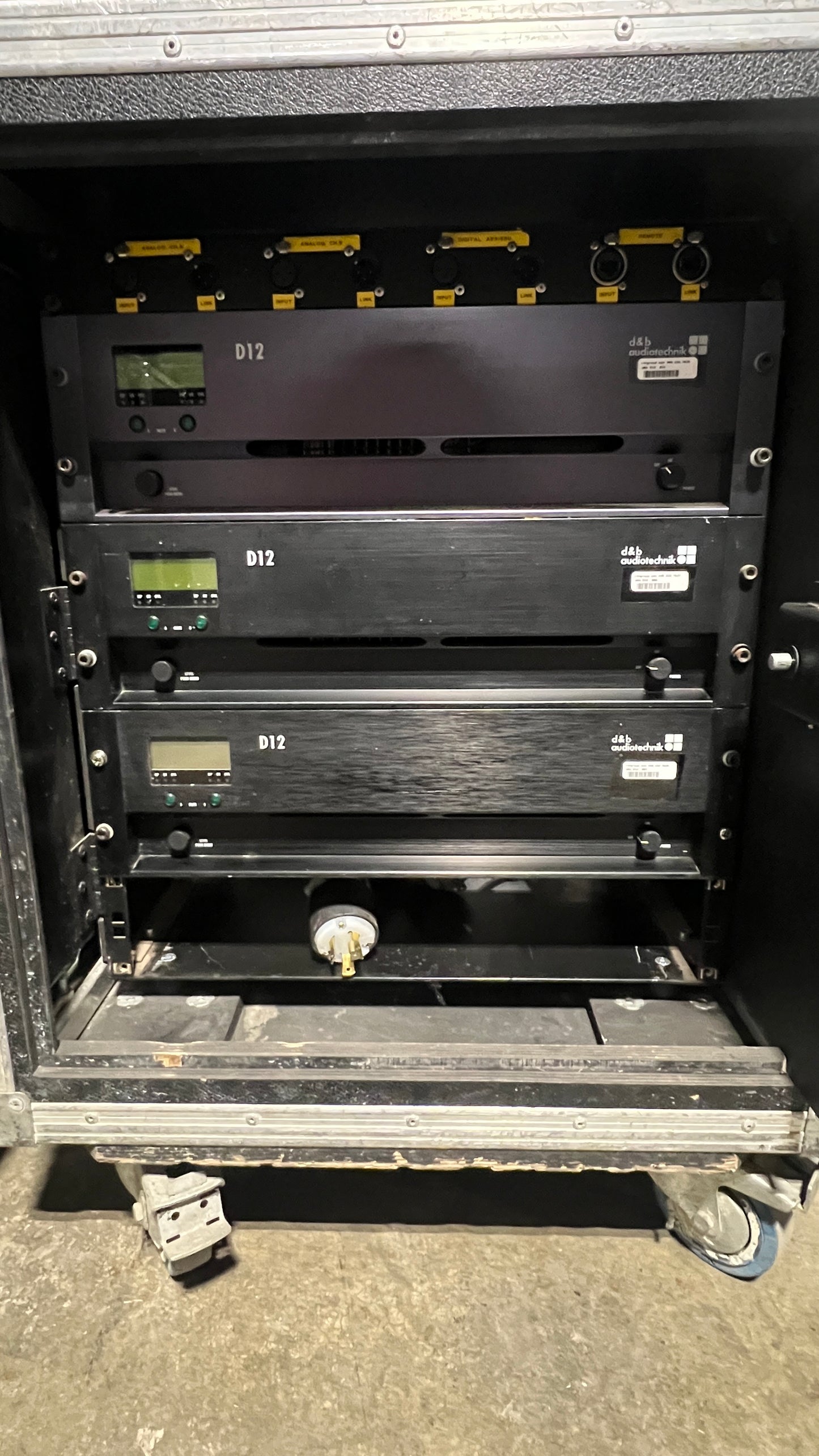 D&B D12 Amplifiers